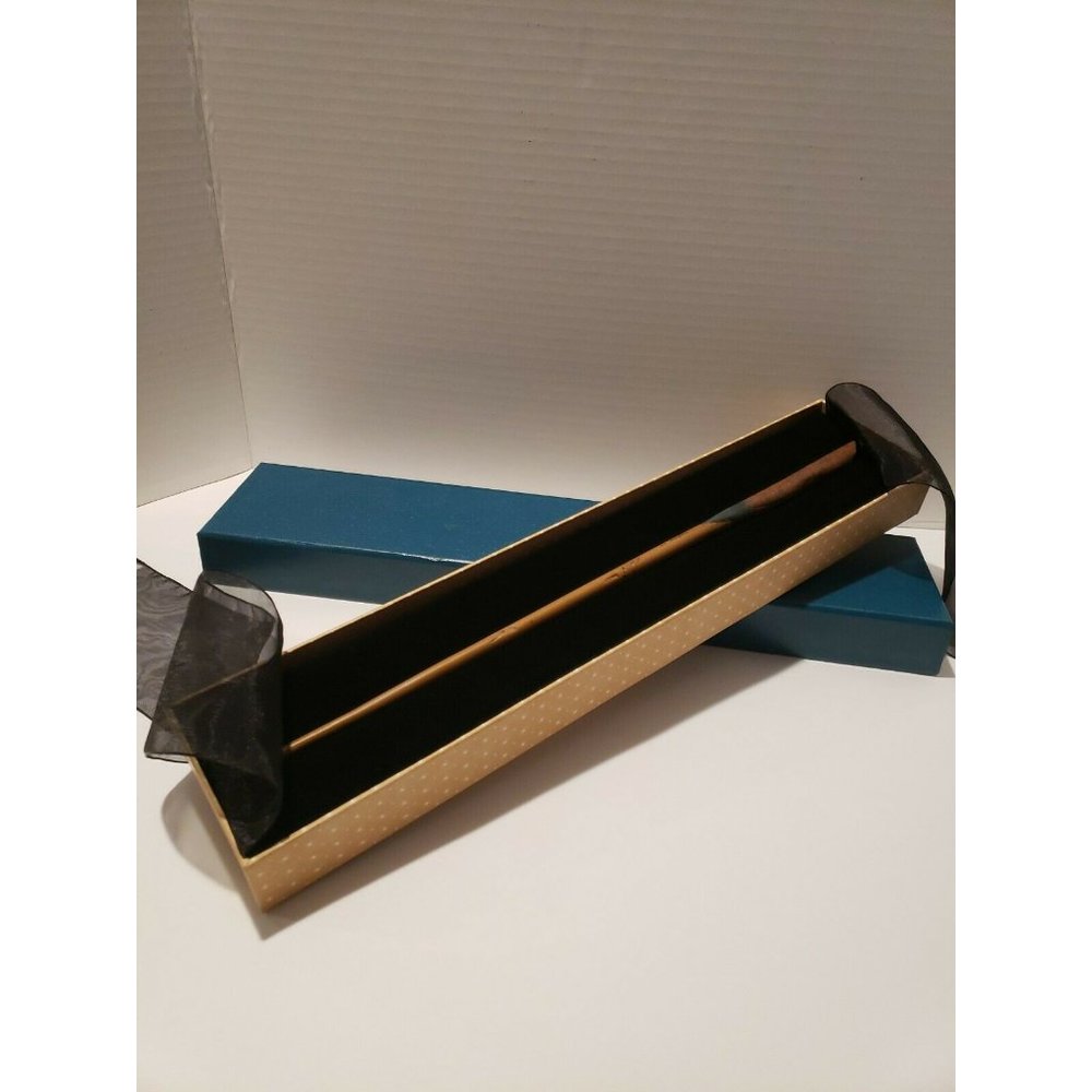 Newt Scamander Wand New with box - Harry Potter Wand